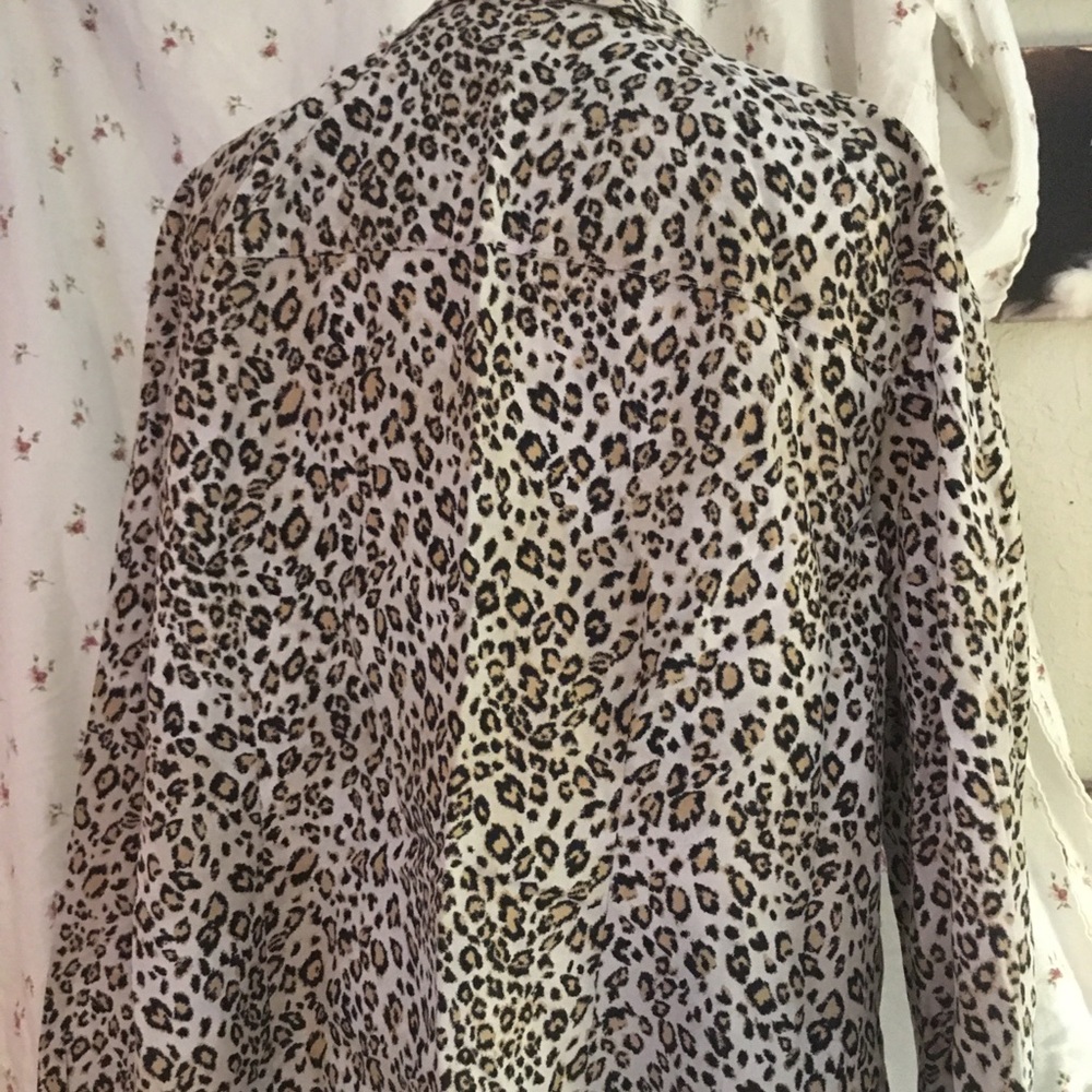 Chicos size 2 leopard print cotton